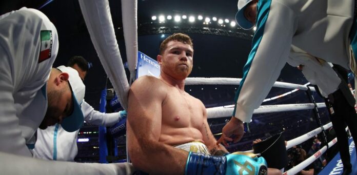 Canelo Álvarez y David Benavidez en una posible confrontación en el ring.