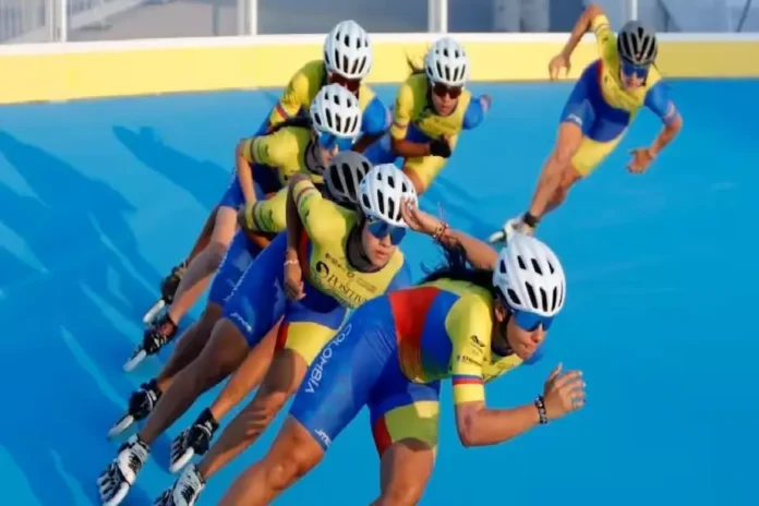 Patinadores colombianos en acción durante el Mundial de Patinaje de Velocidad en Italia.